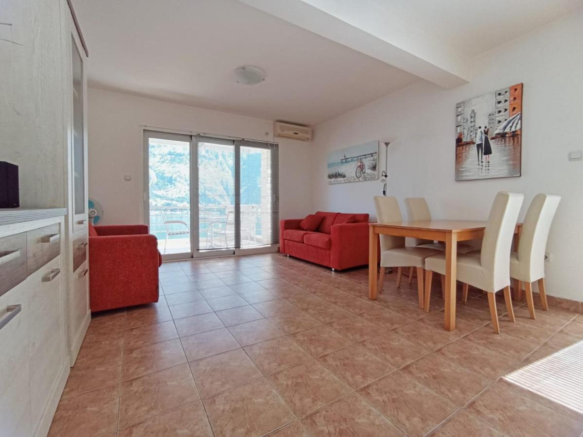 Apartment Cattaro Esterno foto